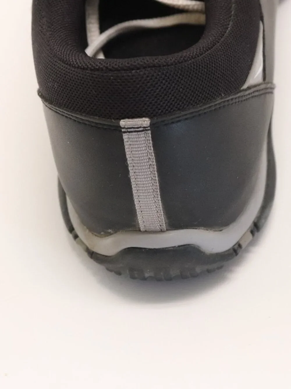 Nike Men's Golf Shoes Lace Up Black Grey Size 10 TAC Soles